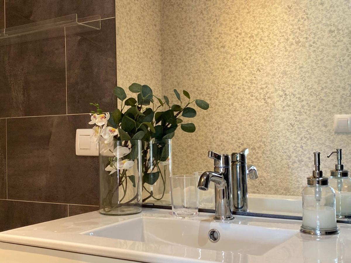 Apartamento Ideal A La Entrada De Salamanca !!! Santa Marta de Tormes Buitenkant foto