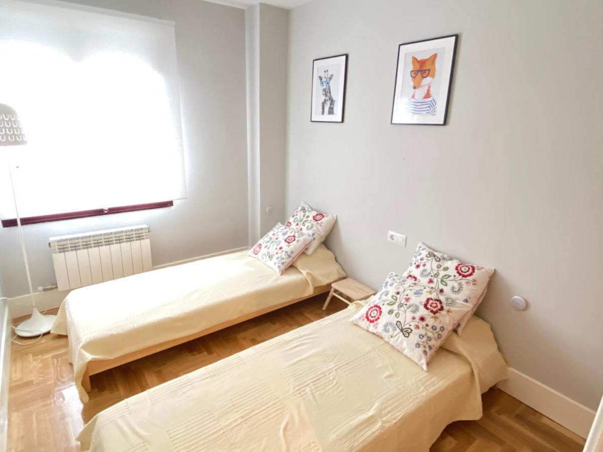 Apartamento Ideal A La Entrada De Salamanca !!! Santa Marta de Tormes Buitenkant foto