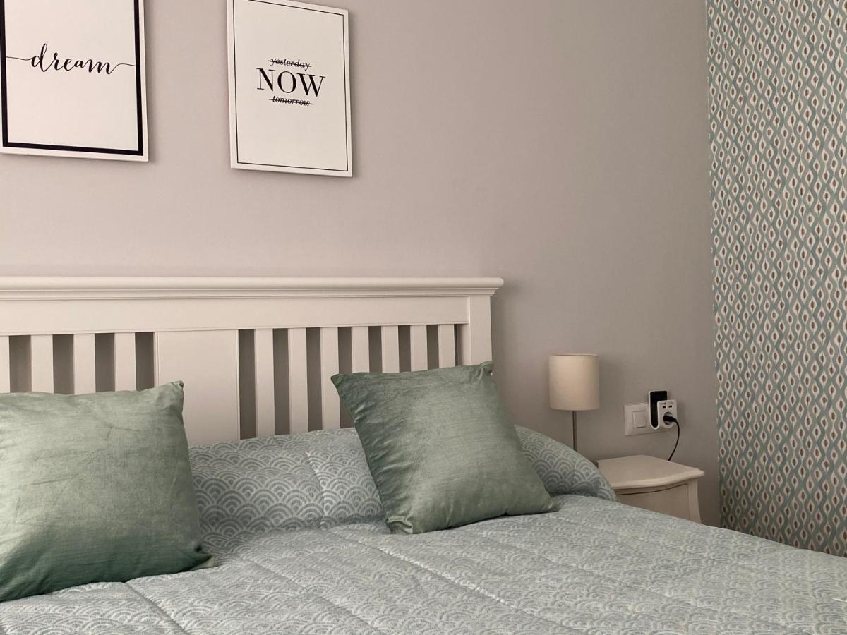 Apartamento Ideal A La Entrada De Salamanca !!! Santa Marta de Tormes Buitenkant foto
