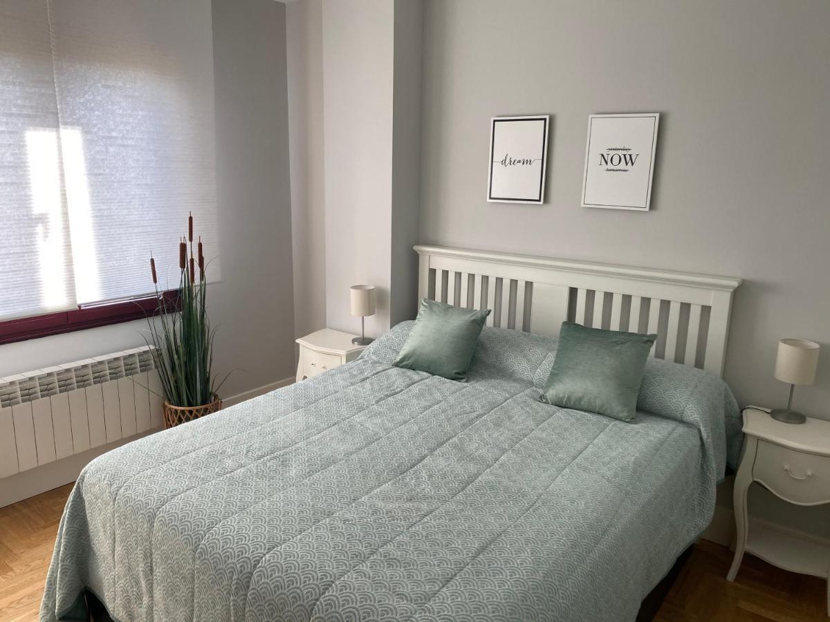 Apartamento Ideal A La Entrada De Salamanca !!! Santa Marta de Tormes Buitenkant foto